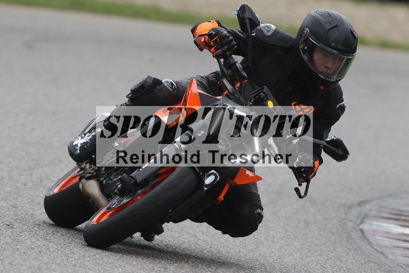 /Archiv-2025/10 23.04.2025 Cornu Master School ADR/rot-rouge/20